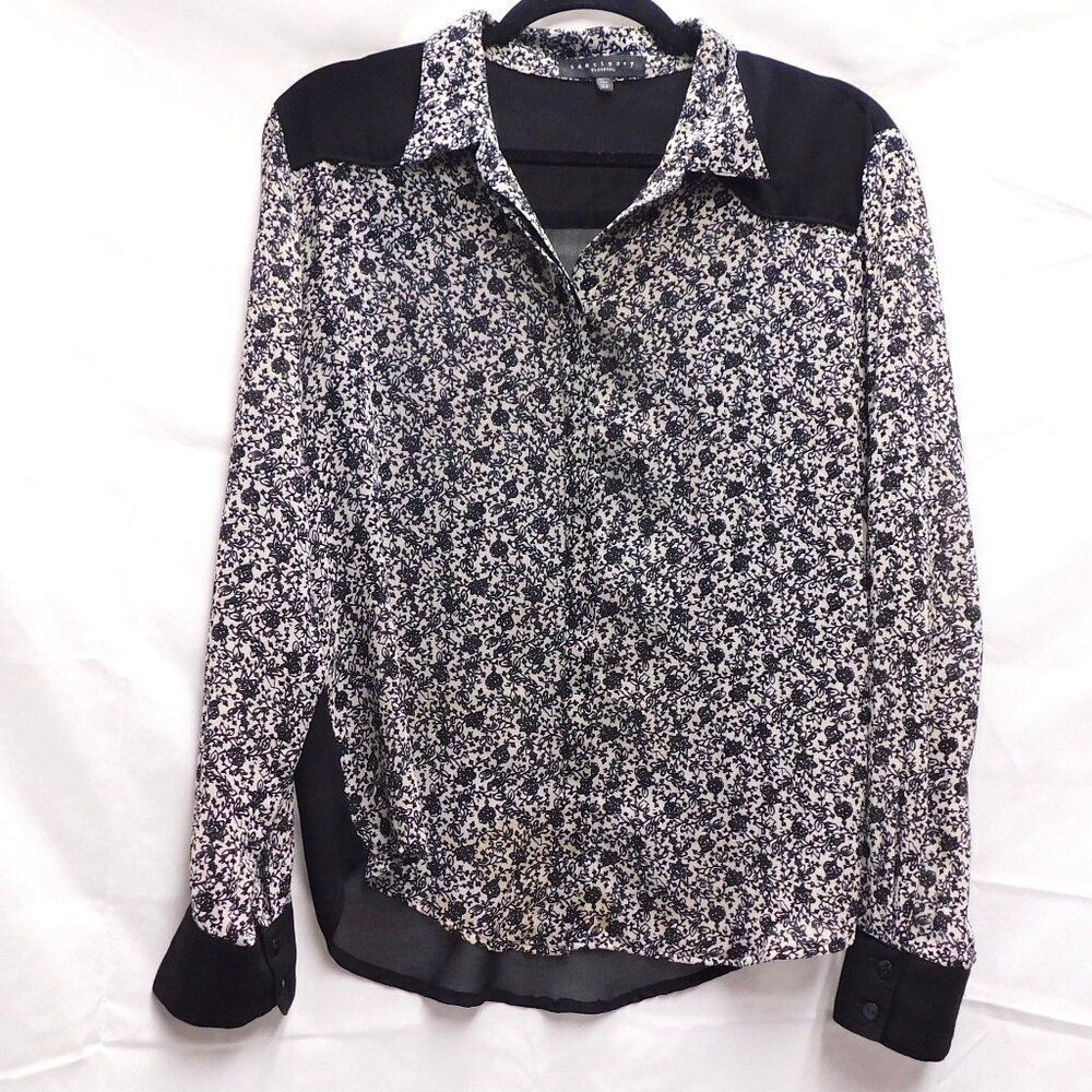 Sanctuary XS Black & White Floral Print Sheer Button Down Blouse EUC